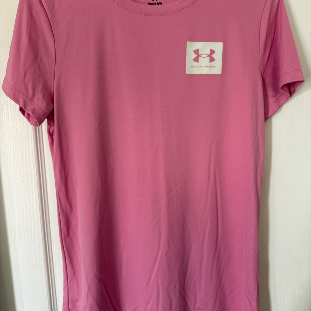 Under Armour Vibrant Pink Tee woman’s small